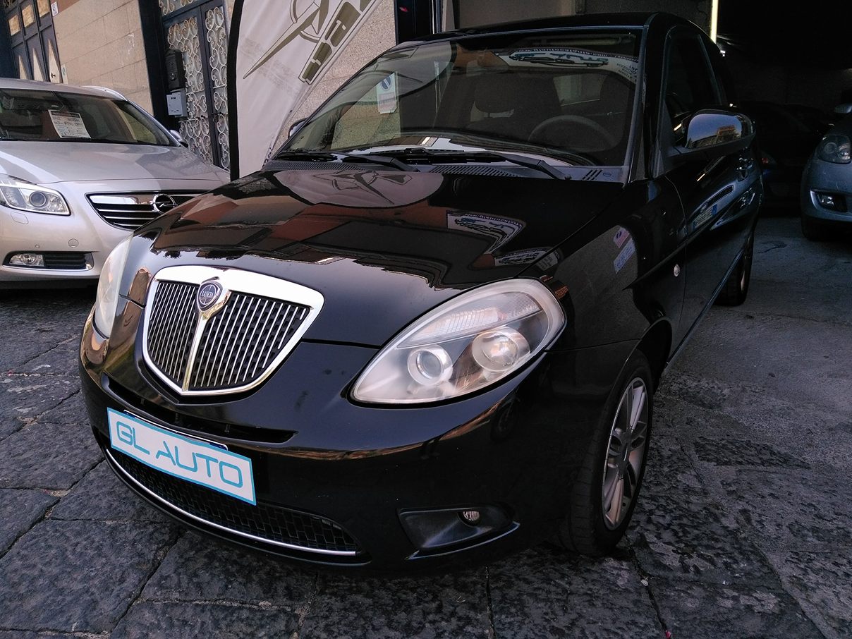 LANCIA Ypsilon 1.3mtj 75 cv unyca 