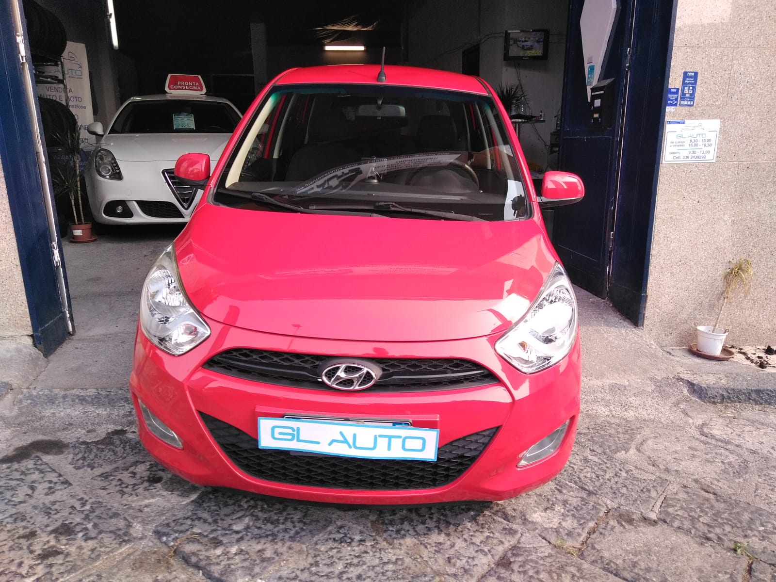 HYUNDAI I 10 1.1 sound edition 