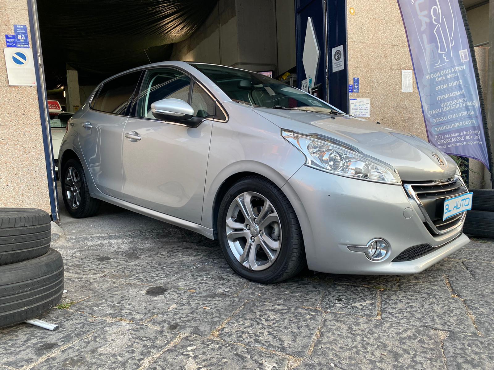 PEUGEOT 208 e-hdi 92 cv allure 