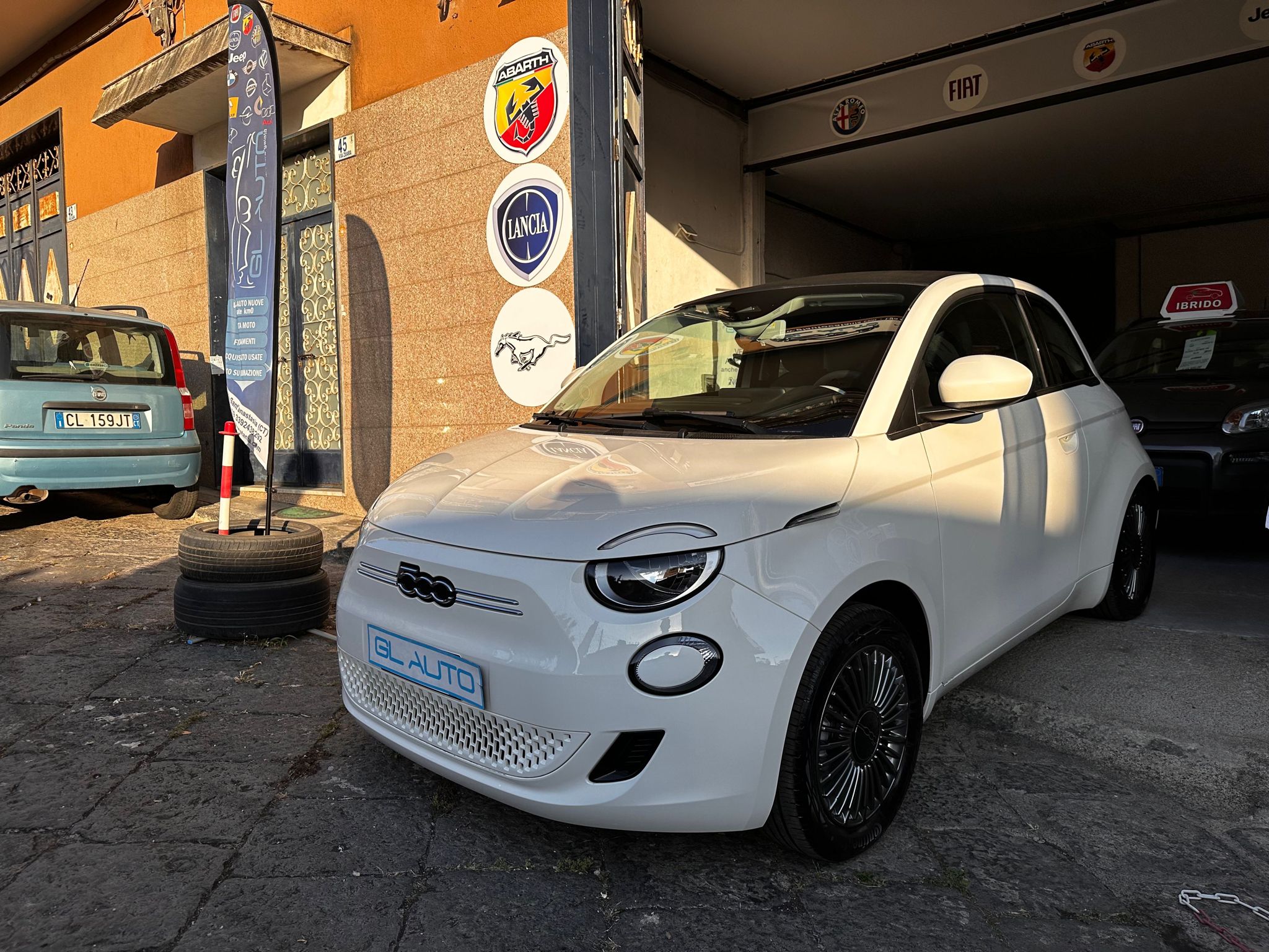 FIAT 500 icon cabrio 43 kwh km 0