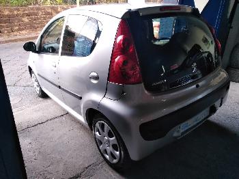PEUGEOT 107 1.0 CAMBIO AUTOMATICO 