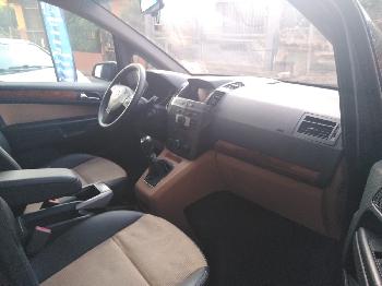 OPEL ZAFIRA 1.9 CDTI 120 COSMO 7 POSTI 