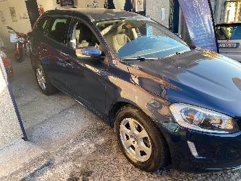 VOLVO XC 60 2.0 D4 AWD GEARTRONIC BUSINESS PLUS 