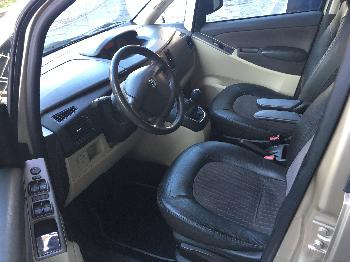 LANCIA Musa 1.9 jtd platino