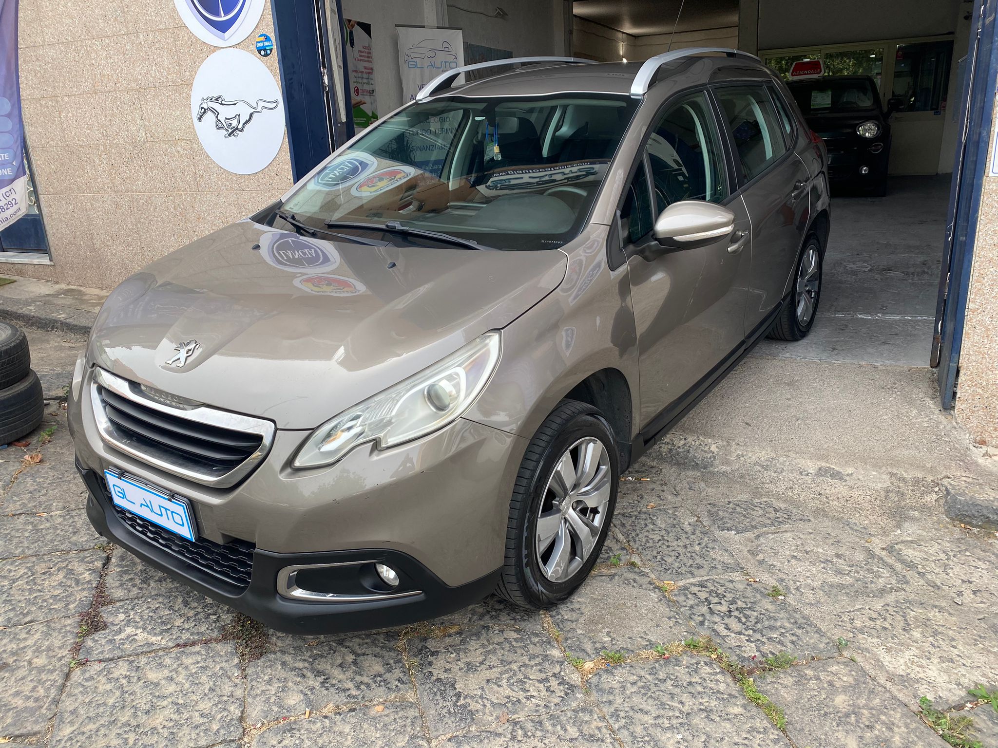 PEUGEOT 2008 1.6 hdi 92cv active 