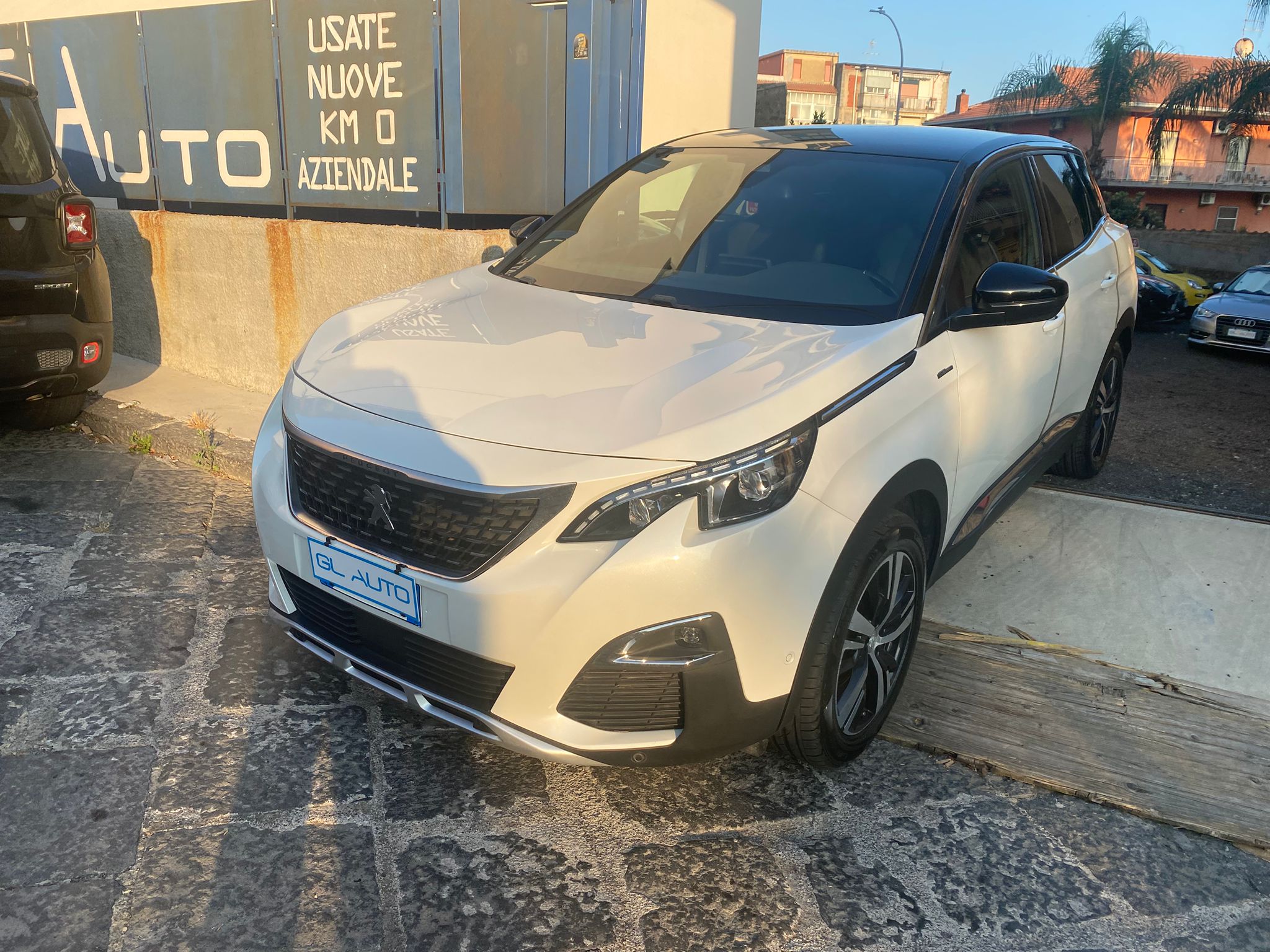 PEUGEOT 3008 1.5 blue hdi 130cv gtline 