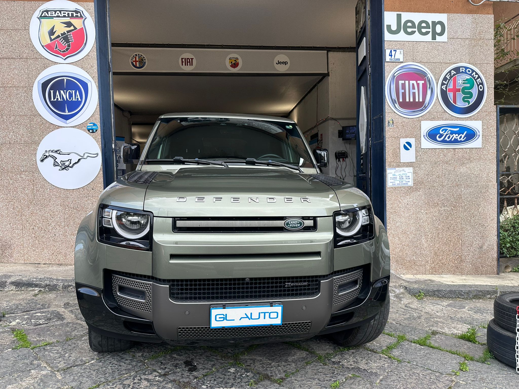 LAND ROVER Defender3.0d i6 mhev x-dynamic s awd 200cv