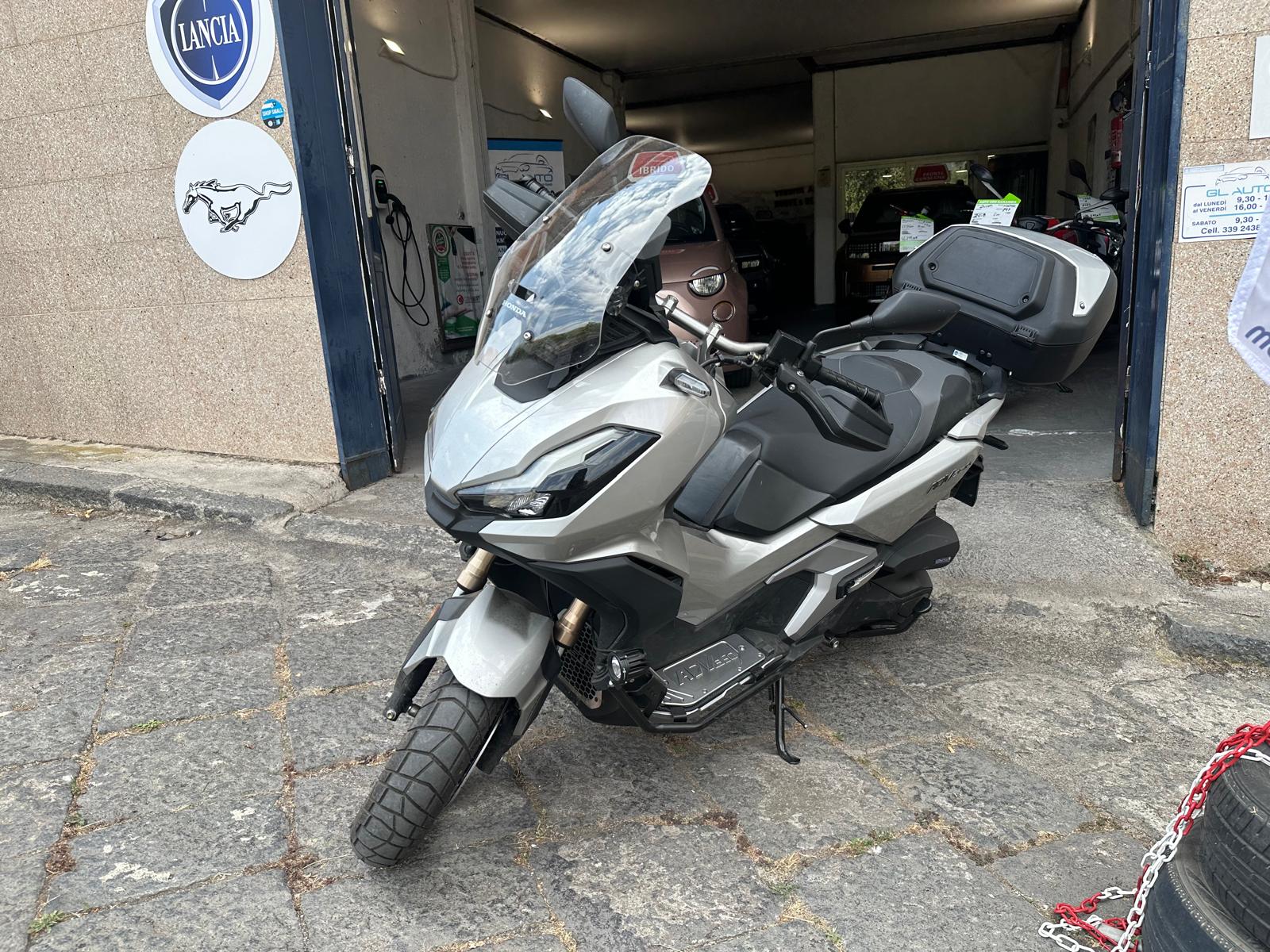 HONDA Adv 350 
