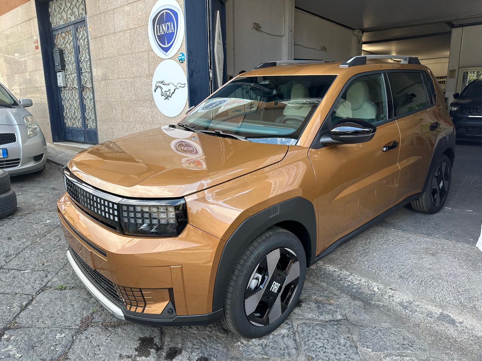 FIAT Grande panda 1.2 hybrid la prima 