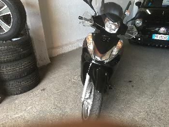 HONDA SH300 FIRST CLASS