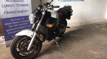 SUZUKI GSR 600 