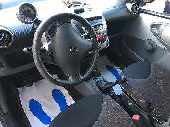 PEUGEOT 107 1.4 hdi 55 cv 5 porte 